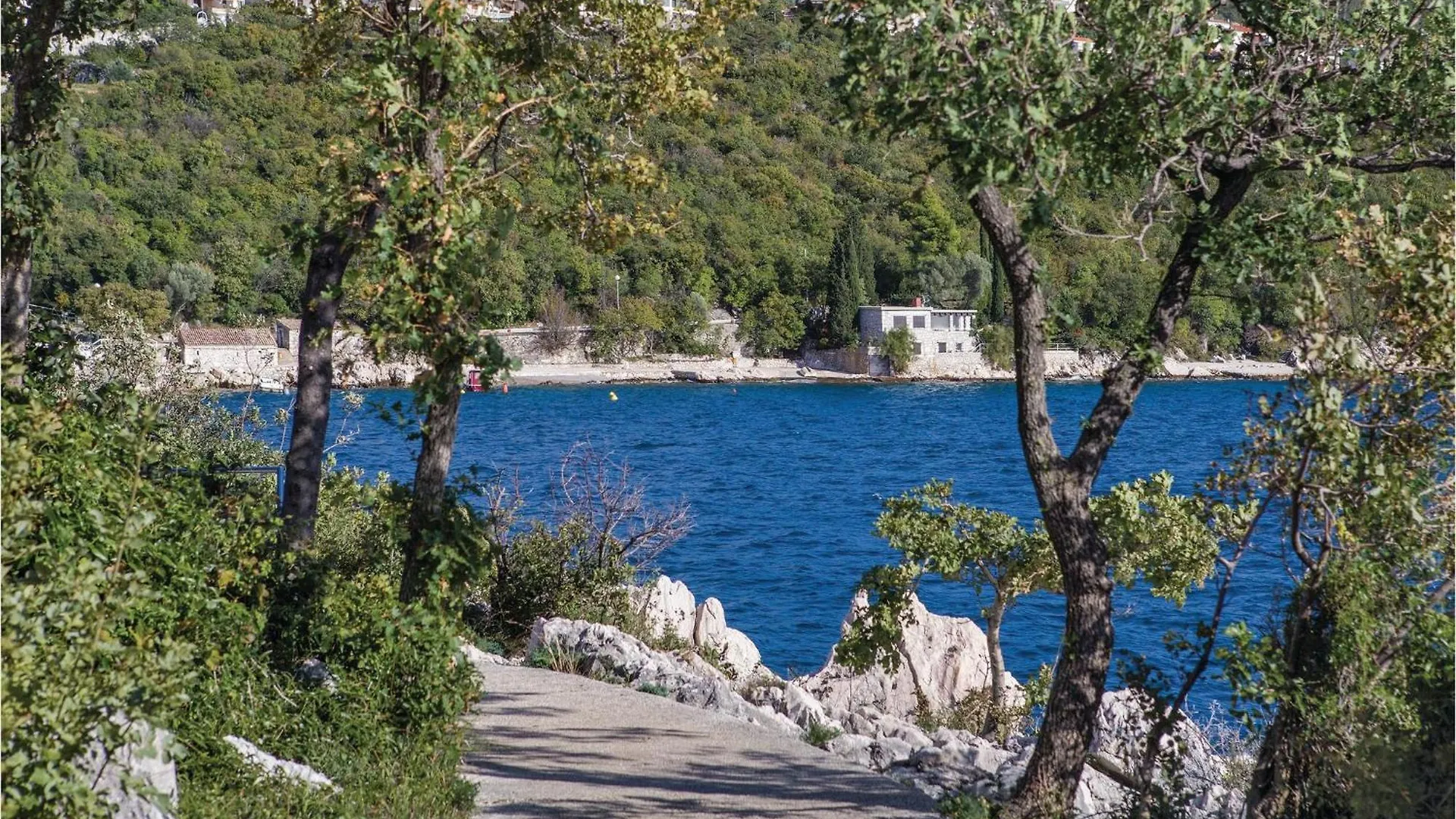 Beautiful Apartment In Dramalj With Wifi 0*,  Κροατία